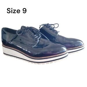 Aldo Size 9 Black Patent Leather Wedge Platform Oxfords